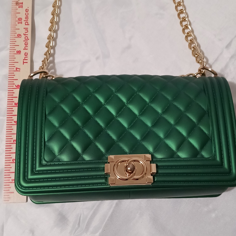 Elegant Emerald Green Quilted Embossed Jelly Shoulder Bag - Picture 10 of 12
